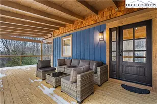 1171 Little Elk Rd, Elk Park, NC 28622 - Photo 4