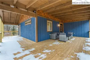 1171 Little Elk Rd, Elk Park, NC 28622 - Photo 6