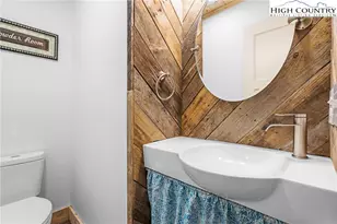 1171 Little Elk Rd, Elk Park, NC 28622 - Photo 22