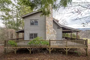 130 Timber Ridge Rd, Sugar Grove, NC 28679 - Photo 2