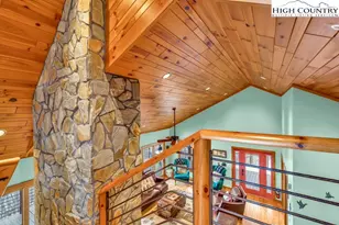 423 Wolf Den Ln, Lenoir, NC 28645 - Photo 22