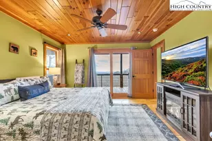 423 Wolf Den Ln, Lenoir, NC 28645 - Photo 18