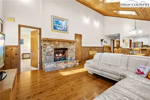 1300 Laurel Ln, Blowing Rock, NC 28605 - Photo 16