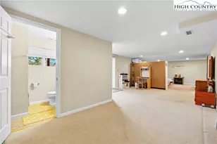 1300 Laurel Ln, Blowing Rock, NC 28605 - Photo 36