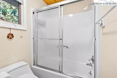 1300 Laurel Lane, Blowing Rock, NC 28605 - Photo 22