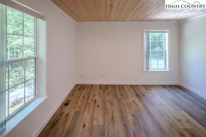 114 Goldfinch Road, Newland, NC 28657 - Photo 22