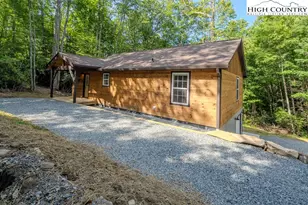 114 Goldfinch Rd, Newland, NC 28657 - Photo 2