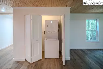 114 Goldfinch Road, Newland, NC 28657 - Photo 10