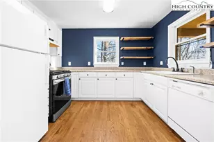 466 Day Spring Dr, Boone, NC 28607 - Photo 20