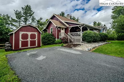 193 Grovers Knob, Blowing Rock, NC 28605 - Photo 2
