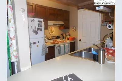 10545 Nc Highway 105, Banner Elk, NC 28604 - Photo 14