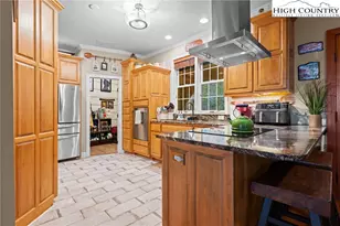 126 Moore Mountain Rd, Vilas, NC 28692 - Photo 10