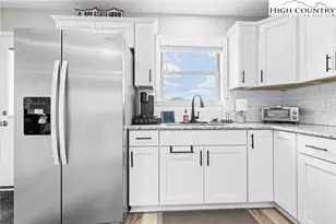 513 Townhomes Pl, Boone, NC 28607 - Photo 14