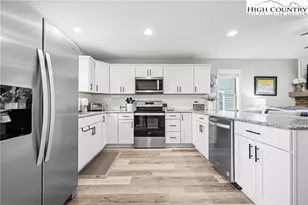 513 Townhomes Pl, Boone, NC 28607 - Photo 12