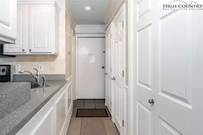 301 Pinnacle Inn Road #1203, Beech Mountain, NC 28604 - Photo 8