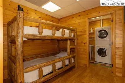 142 Fawn Lane, Purlear, NC 28665 - Photo 32