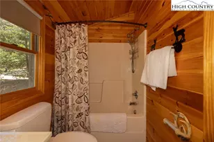 142 Fawn Ln, Purlear, NC 28665 - Photo 28