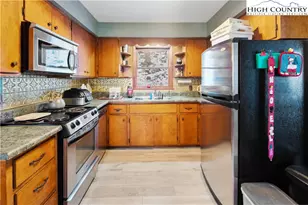 178 Green Knob Mountain Rd, Boone, NC 28607 - Photo 32