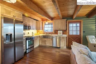 820 Willow Mountain Dr, Vilas, NC 28692 - Photo 4