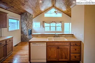 1394 Grandview Drive Extension, Boone, NC 28607 - Photo 14