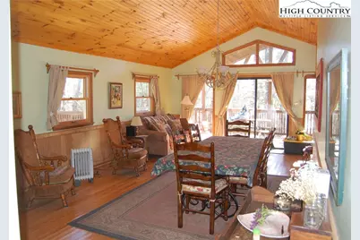 72 Robin Circle, Newland, NC 28657 - Photo 4