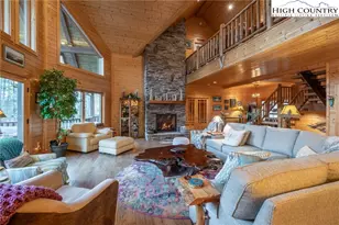 1989 Johns Ridge Pkwy, Lenoir, NC 28645 - Photo 10