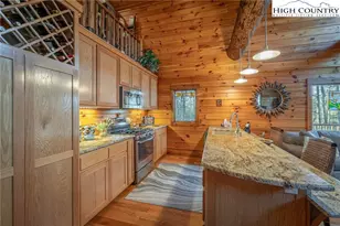 1989 Johns Ridge Pkwy, Lenoir, NC 28645 - Photo 32