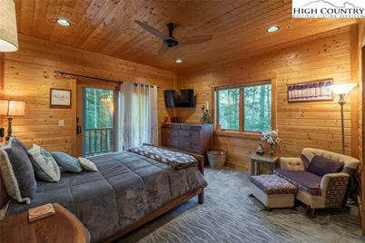 1989 Johns Ridge Parkway, Lenoir, NC 28645 - Photo 18