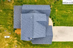 389 Highland Dr, Sparta, NC 28675 - Photo 4