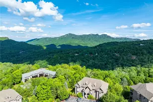120 Pleasant View Blvd, Sugar Mountain, NC 28604 - Photo 2
