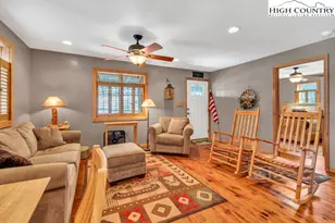 5171 Edgemont Rd, Collettsville, NC 28611 - Photo 4