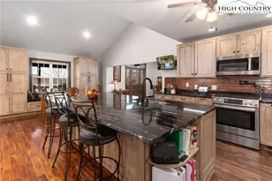 1543 Grouse Moor Dr, Sugar Mountain, NC 28604 - Photo 18