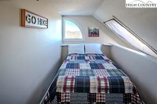 110 Sugar Ski Dr, Sugar Mountain, NC 28604 - Photo 18