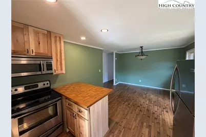 6383 Nc 88 W Highway, Warrensville, NC 28693 - Photo 8