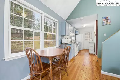 476 Moon Ridge Road, Crumpler, NC 28684 - Photo 4