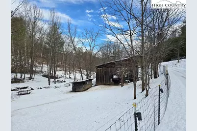 325 Sawyers Road, Warrensville, NC 28693 - Photo 2