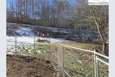 325 Sawyers Road, Warrensville, NC 28693 - Photo 32