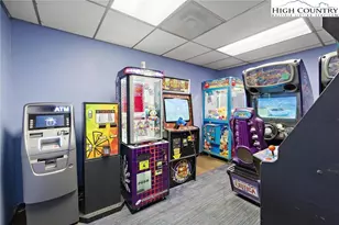 301 Pinnacle Inn Rd, Banner Elk, NC 28604 - Photo 38