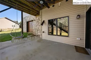 446 Green Meadows Dr, Todd, NC 28684 - Photo 36