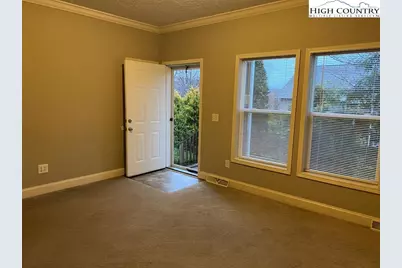 403 Ridgecrest Avenue #2A, West Jefferson, NC 28694 - Photo 2