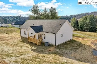 308 Fieldstone Way, Fleetwood, NC 28626 - Photo 30