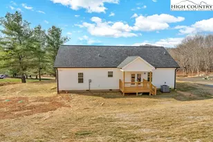 308 Fieldstone Wy, Fleetwood, NC 28626 - Photo 4