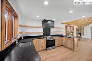 208 Meadow Loop, Newland, NC 28657 - Photo 4
