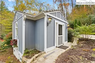 109 Rockbrook Ct, Banner Elk, NC 28604 - Photo 42