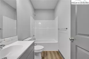 106 Blairfield Ct, North Wilkesboro, NC 28659 - Photo 18