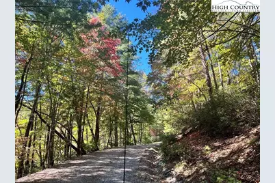 8 Laurel Road, Purlear, NC 28665 - Photo 2