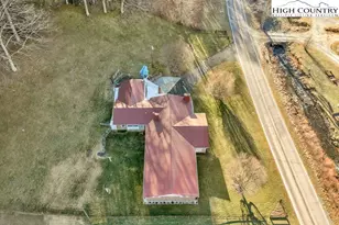 2578 Meat Camp Rd, Boone, NC 28607 - Photo 8