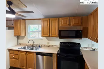 55 Twin Oaks Lane, Spruce Pine, NC 28777 - Photo 8