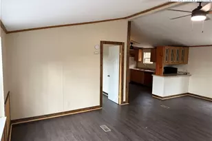 55 Twin Oaks Ln, Spruce Pine, NC 28777 - Photo 4