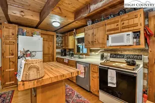 682 Stonebridge Ln, Todd, NC 28684 - Photo 2